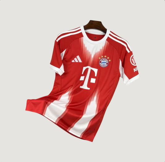 BAYERN MUNICH - Maillot Domicile 25/26 Rouge et Blanc